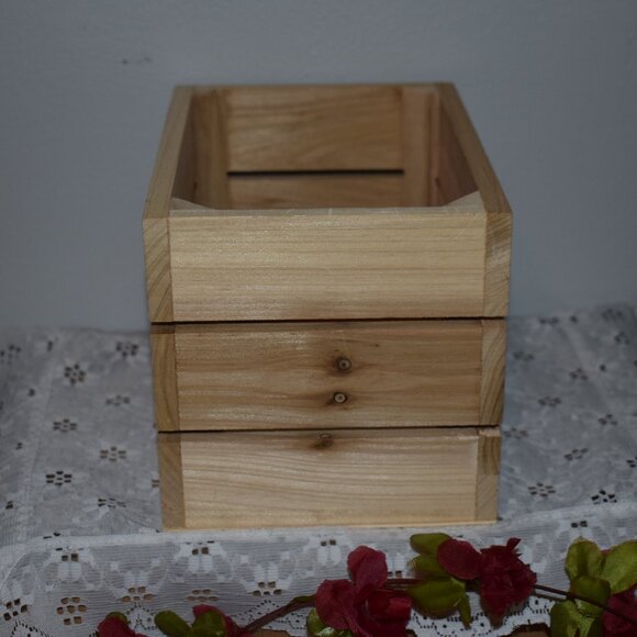 Small Country Cottage Farmhouse Wood Tomato Kitchen Storage Crate Box - Picture 6 of 11